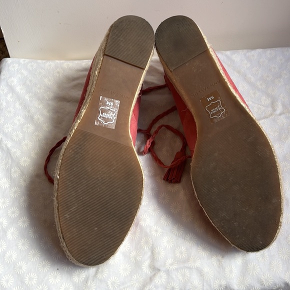 ANN TAYLOR | Coral Platform Shoes - Picture 4 of 12